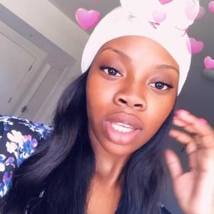 Meet your Posher, Lala